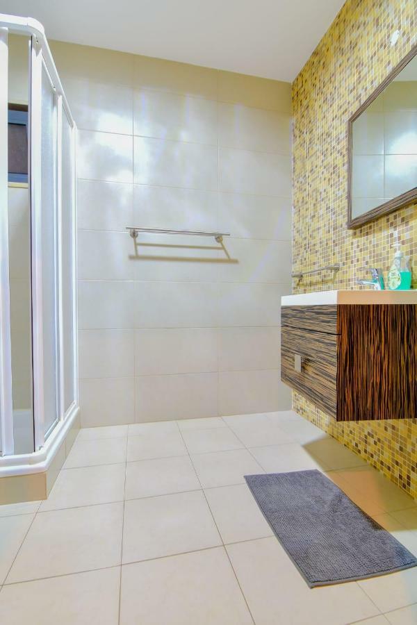 Stunning Villa With Pool Албуфейра Екстер'єр фото
